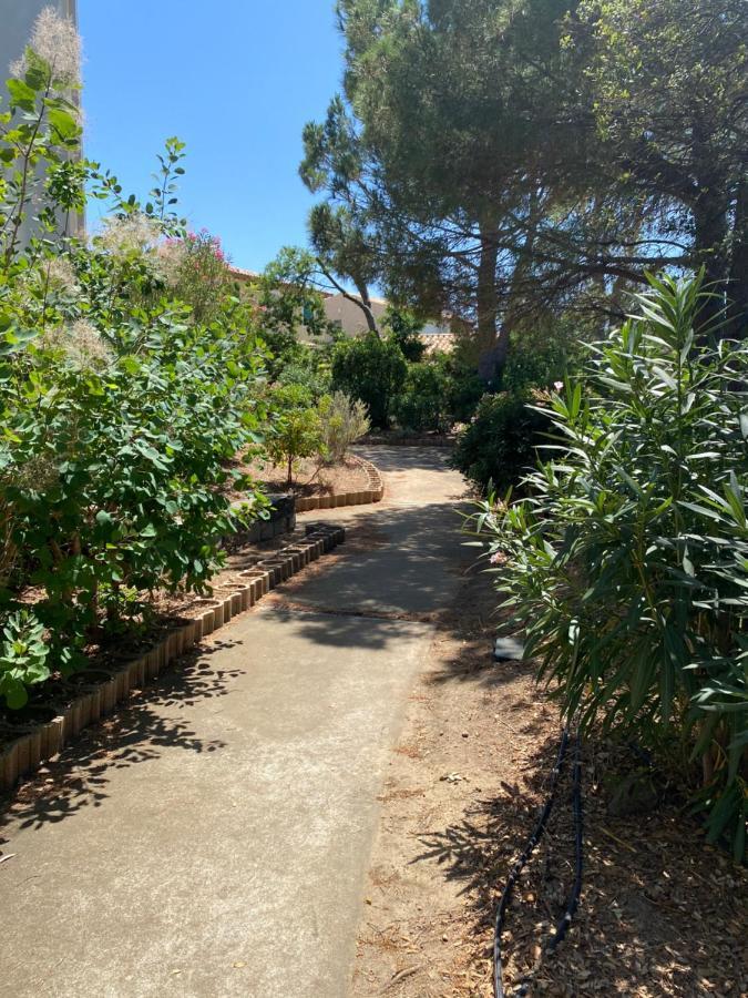 Appart. Vue Mer Avec Piscine - Golfe De St Tropez Les Issambres Exterior foto